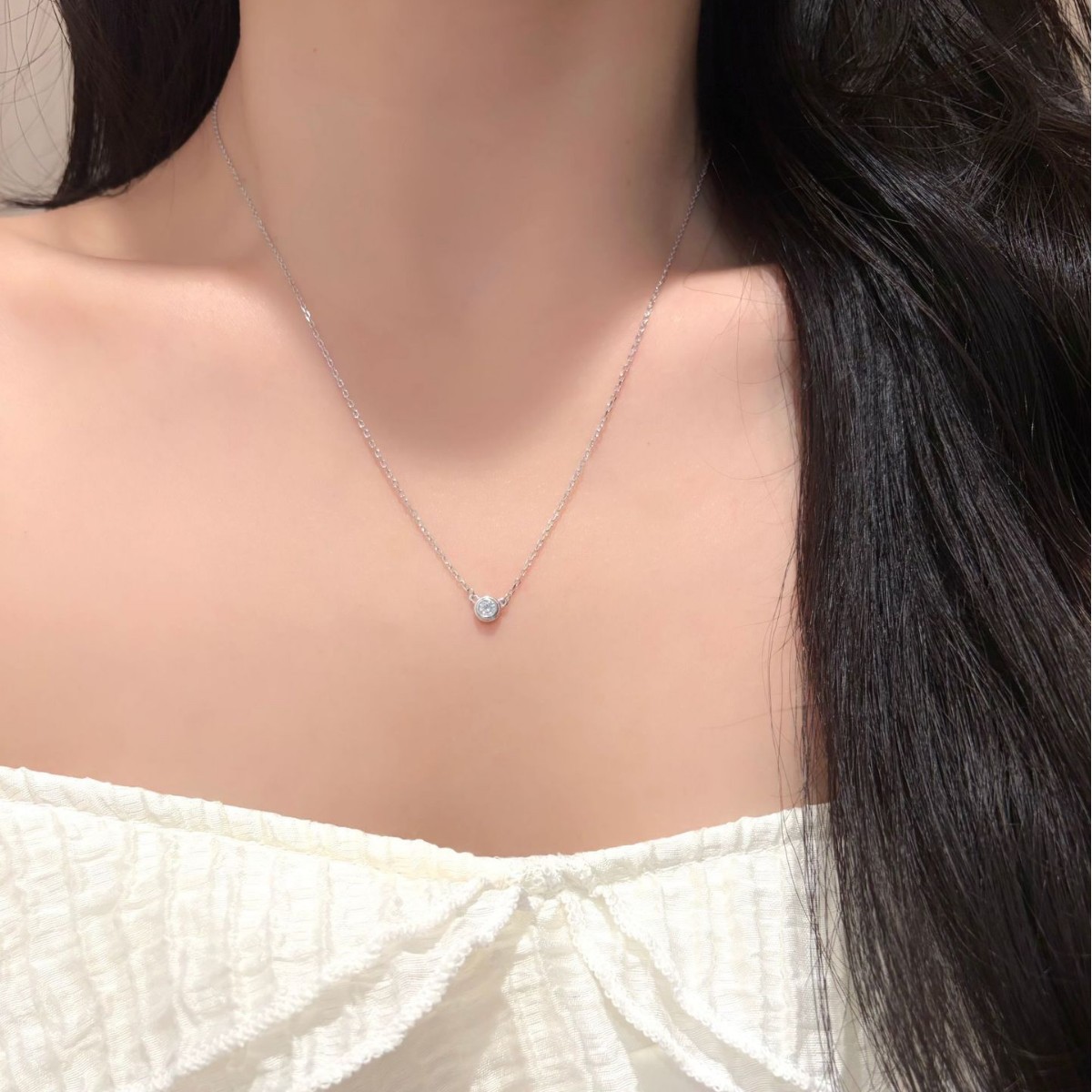 Naszyjnik z zawieszką z moissa – Bezels Set Pendant recenzja i cena